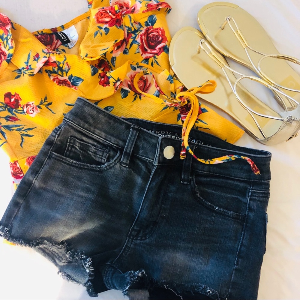 SOLD American eagle black shorts